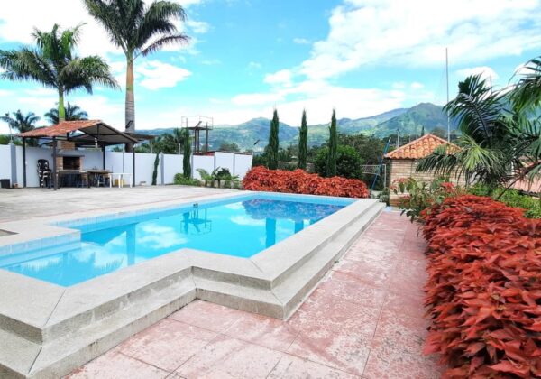 QUINTA VACACIONAL EN YUNGUILLA – NATURALEZA, CONFORT Y GRAN POTENCIAL DE INVERSIÓN