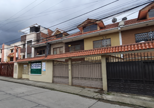 CASA EN VENTA SECTOR PARQUE DEL DRAGÓN