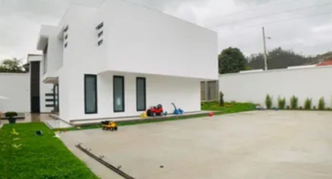 HERMOSA CASA EN VENTA